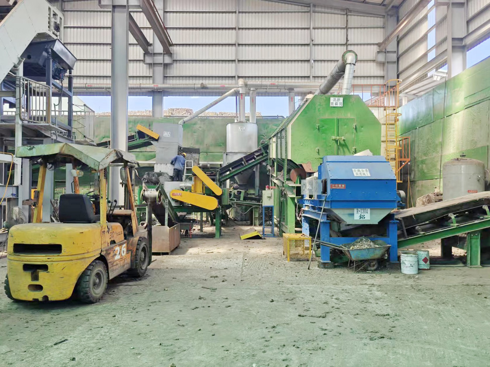 汽車內飾撕碎機現場