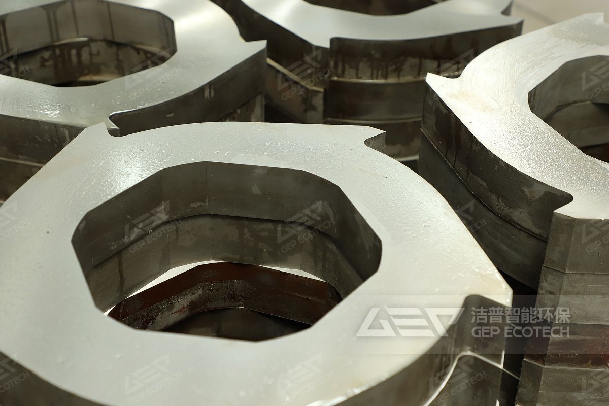 雙軸撕碎機(jī)動(dòng)刀