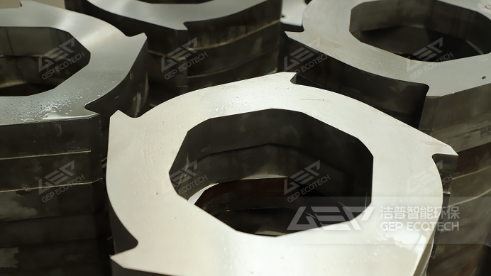 雙軸撕碎機(jī)動(dòng)刀