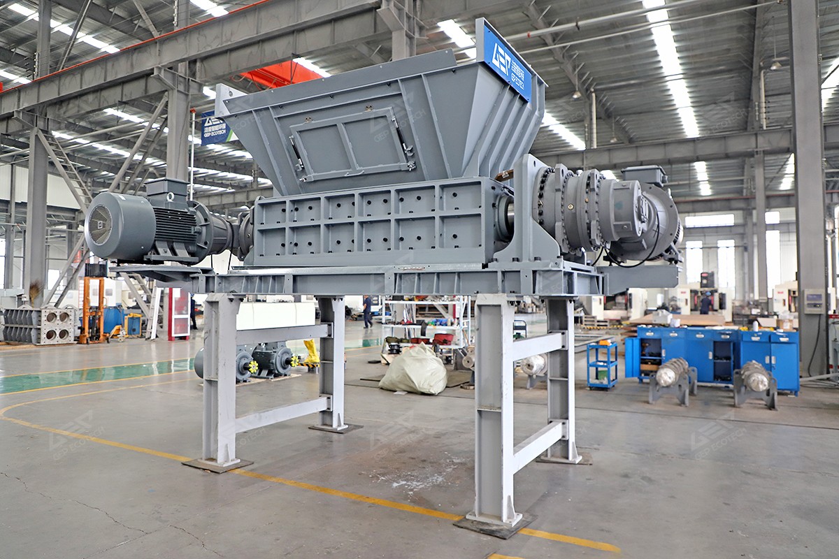 雙軸金屬垃圾撕碎機(jī)